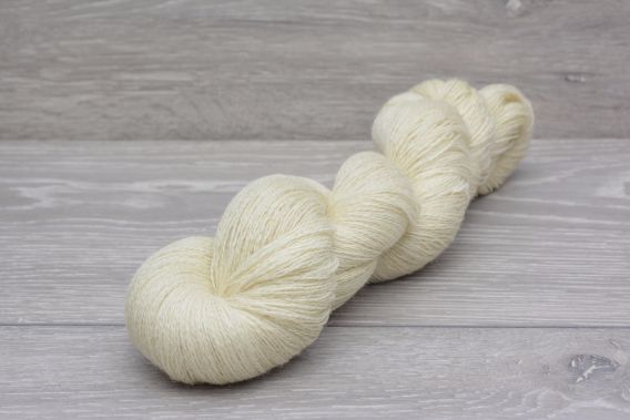 Lace Weight 100% Superwash Bluefaced Leicester Wool Yarn 1 x 100g Hank